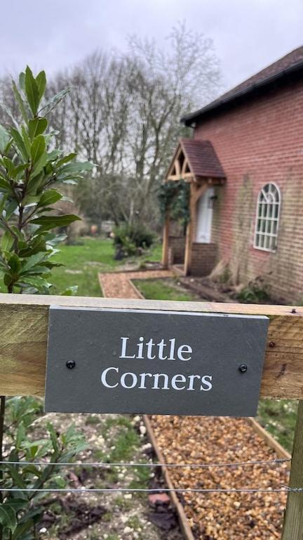 Little Corners Διαμέρισμα Shawford Εξωτερικό φωτογραφία